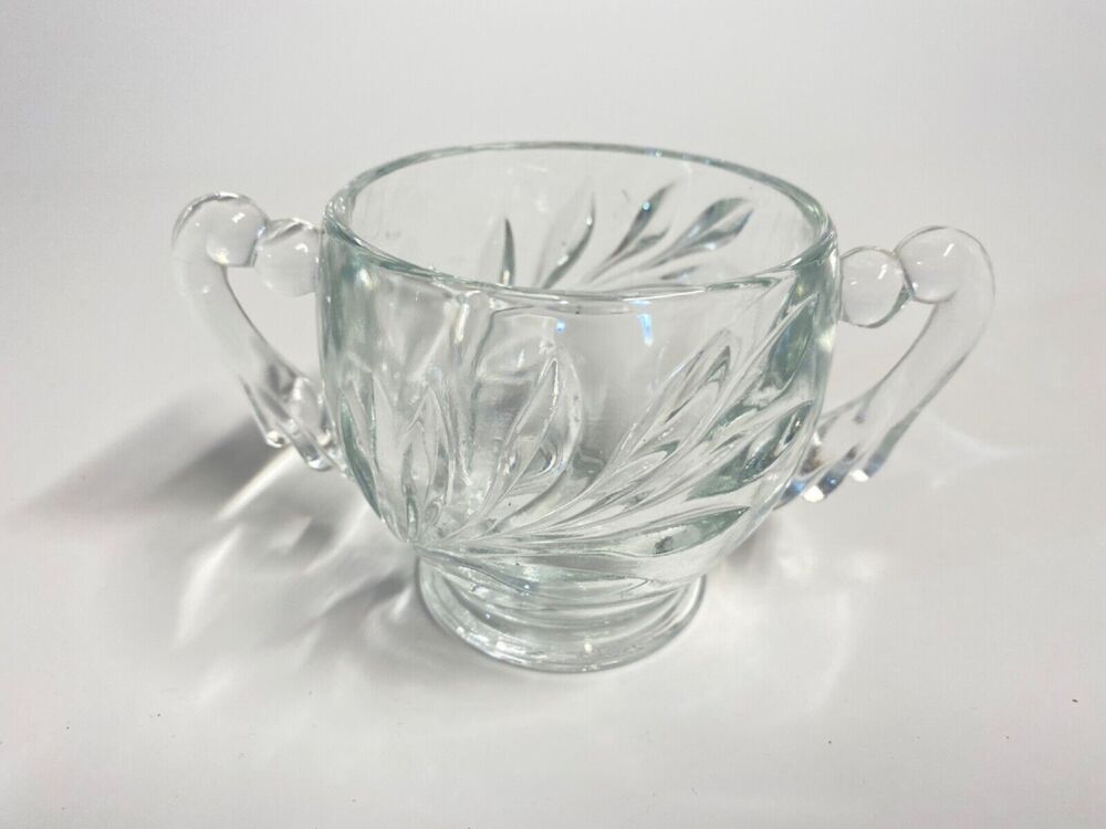 Indiana Glass Pressed Glass Handled Sugar Bowl Willow Oleander Magnolia Pattern￼